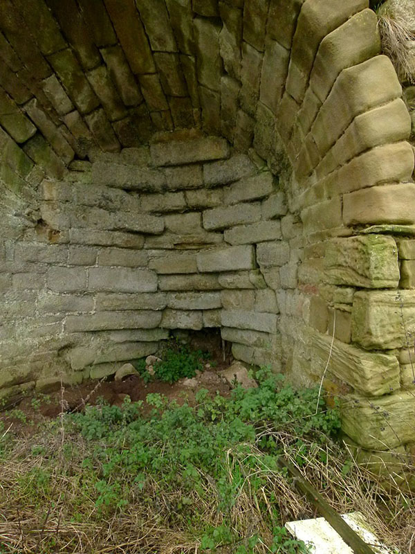Harlaw Hill Limekiln, Rennington